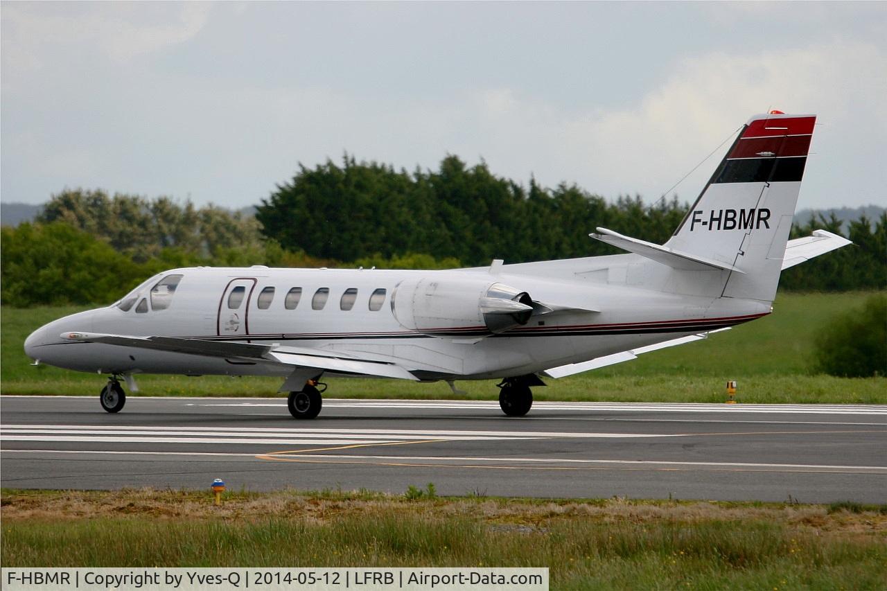 F-HBMR, 1992 Cessna 550 Citation II C/N 550-0717, Cessna 550 Citation II, Taxiing to holding point rwy 25L, Brest-Bretagne airport (LFRB-BES)