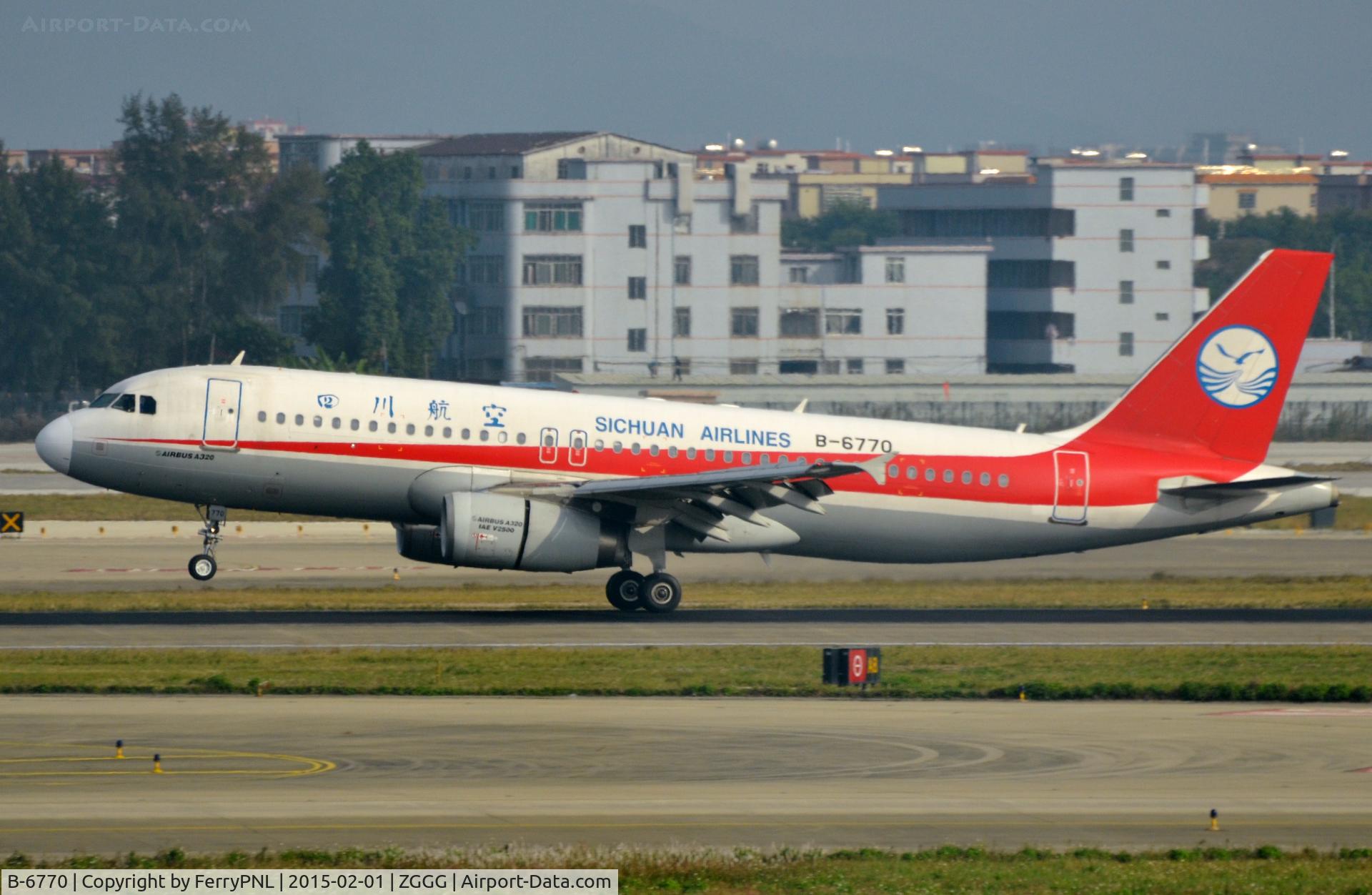 B-6770, 2011 Airbus A320-232 C/N 4642, Sichuan A320 landing