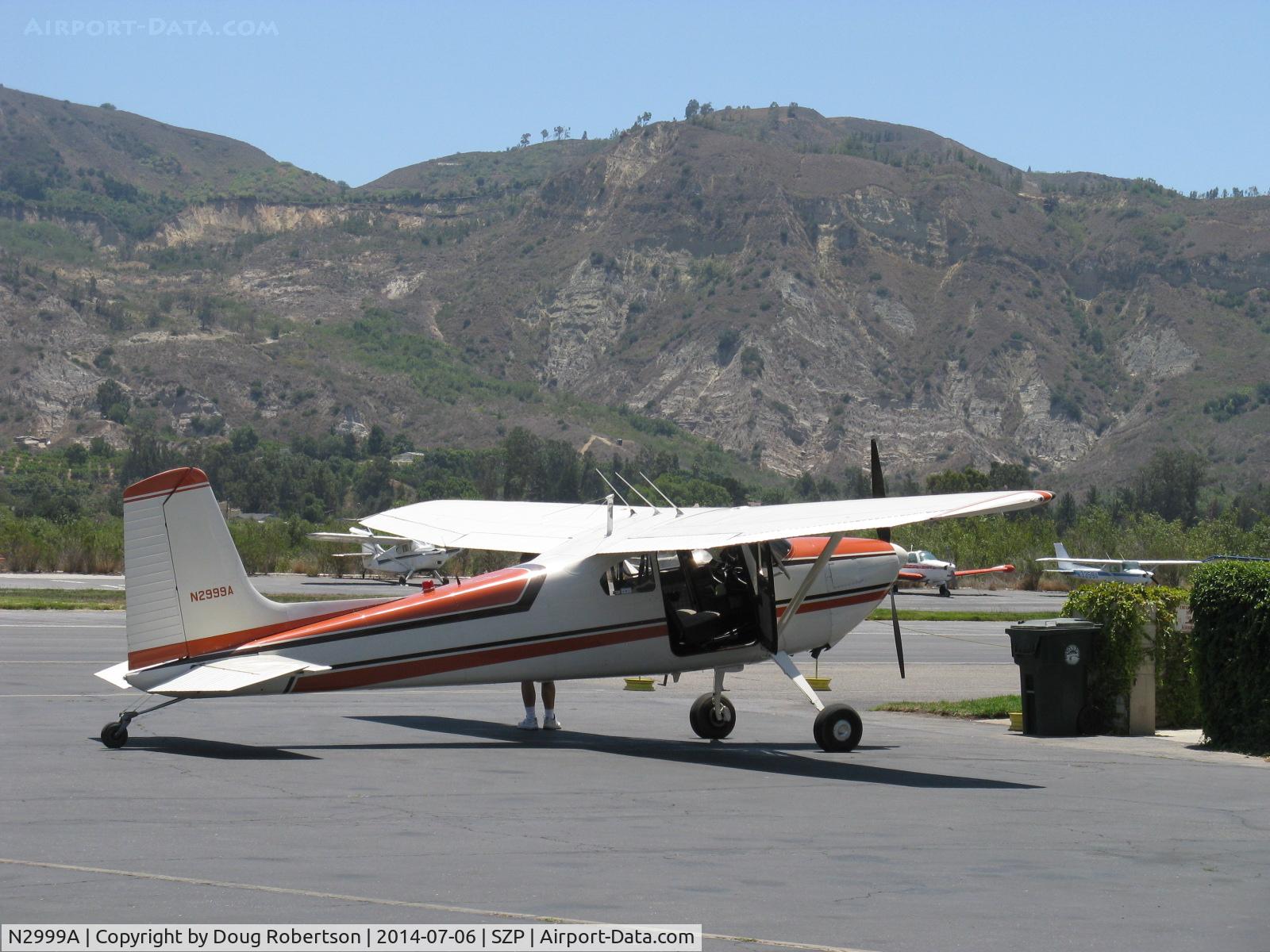 N2999A, 1953 Cessna 180 C/N 30199, 1953 Cessna 180, Continental O-470-A 225 Hp, 1st year of production, would not be called SKYWAGON until 1969 model year, refueling