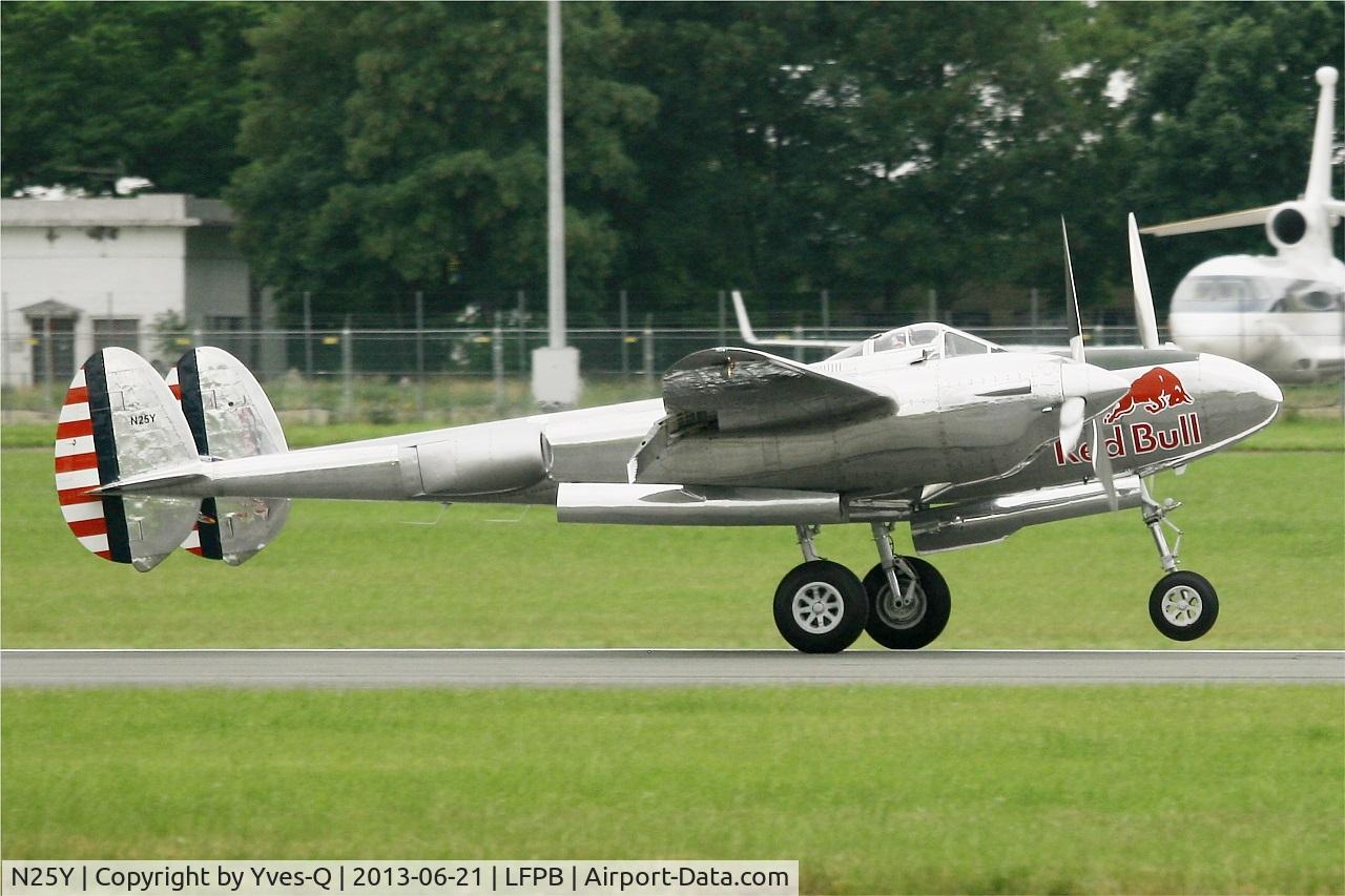 N25Y, 1944 Lockheed P-38L-5LO Lightning C/N AF44-53254, Lockheed P-38L-5LO Lightning, Landing rwy 03, Paris-Le Bourget (LFPB-LBG) Air Show 2013