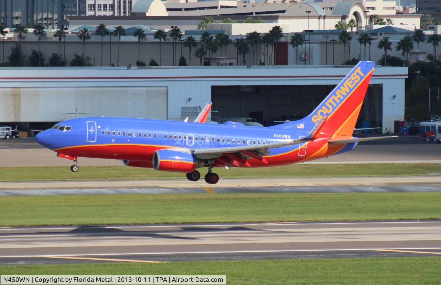 N450WN, 2004 Boeing 737-7H4 C/N 32470, Southwest