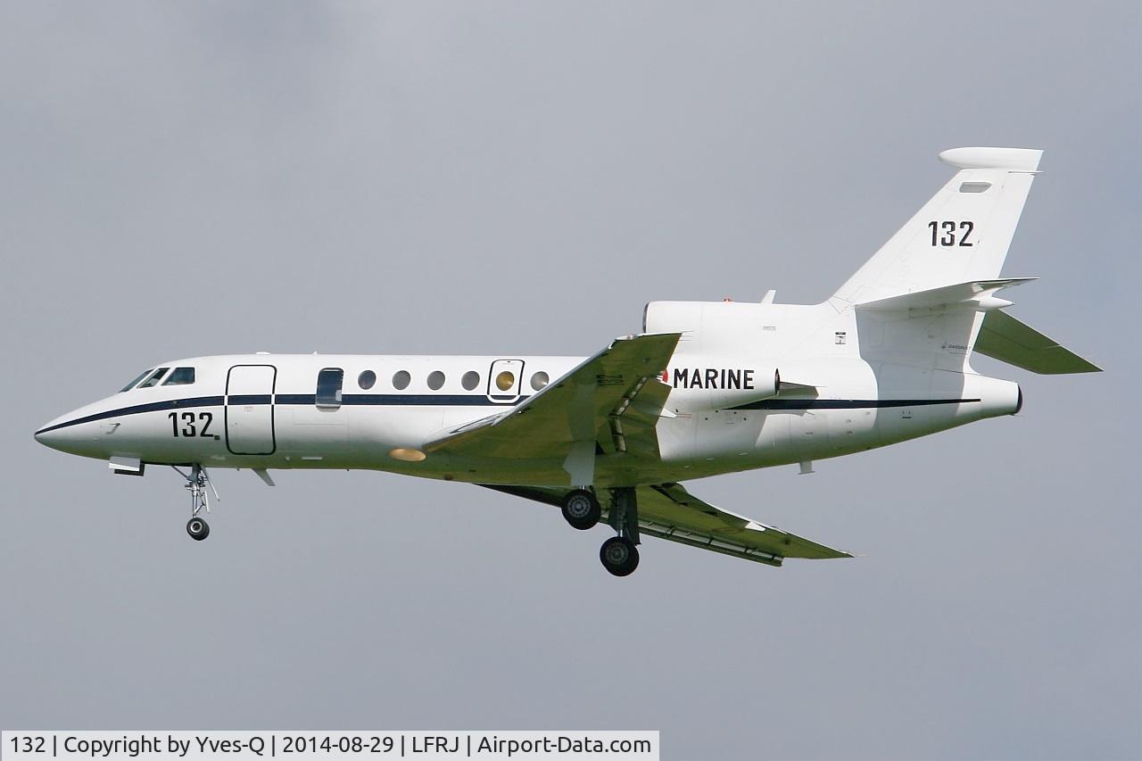 132, 1983 Dassault Falcon 50 Surmar C/N 132, French naval aviation Dassault Falcon 50 SurMar, Short approach rwy 26, Landivisiau naval air base (LFRJ)