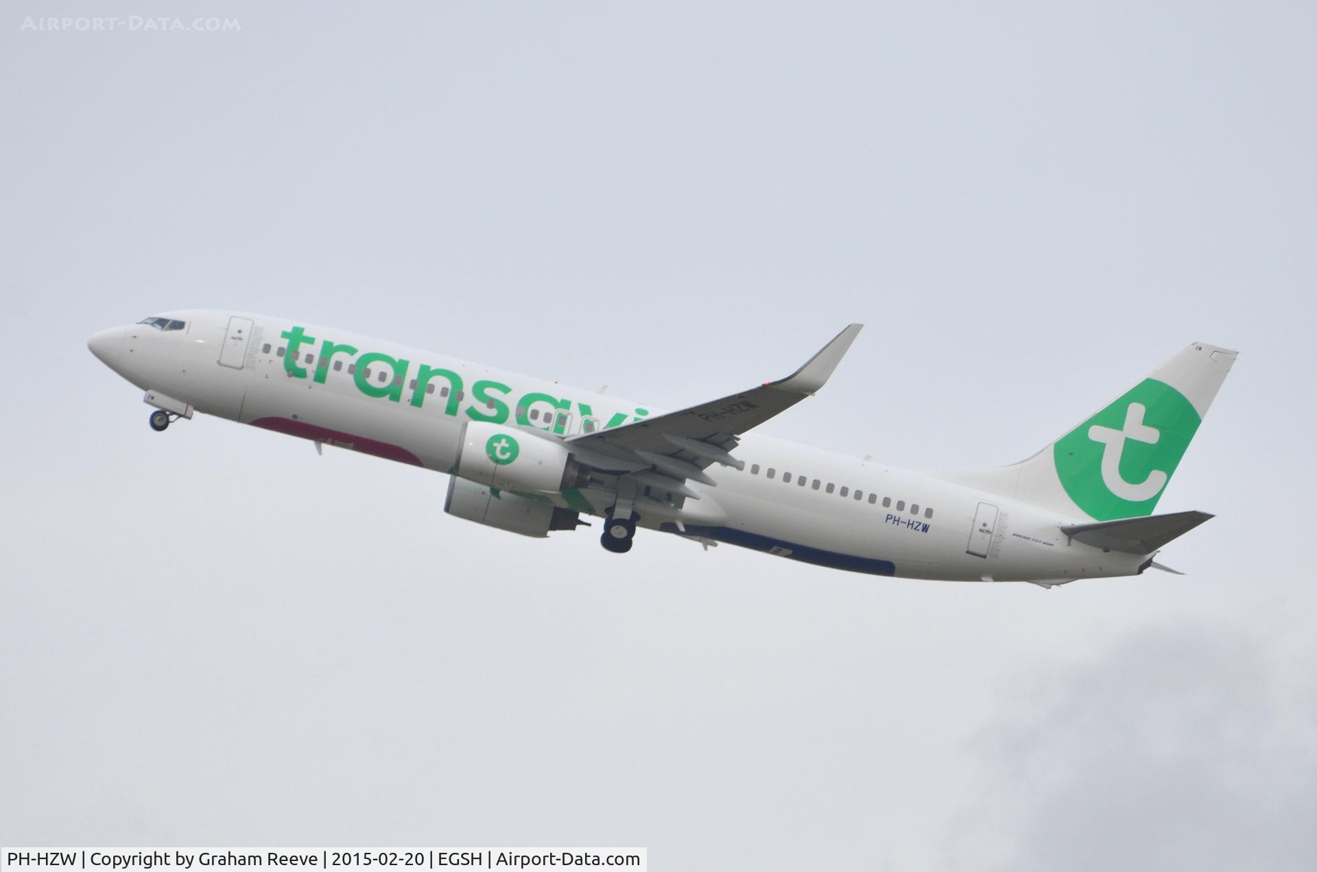 PH-HZW, 2002 Boeing 737-8K2 C/N 29345, Departing from Norwich, freshly painted in Transavia's new livery
