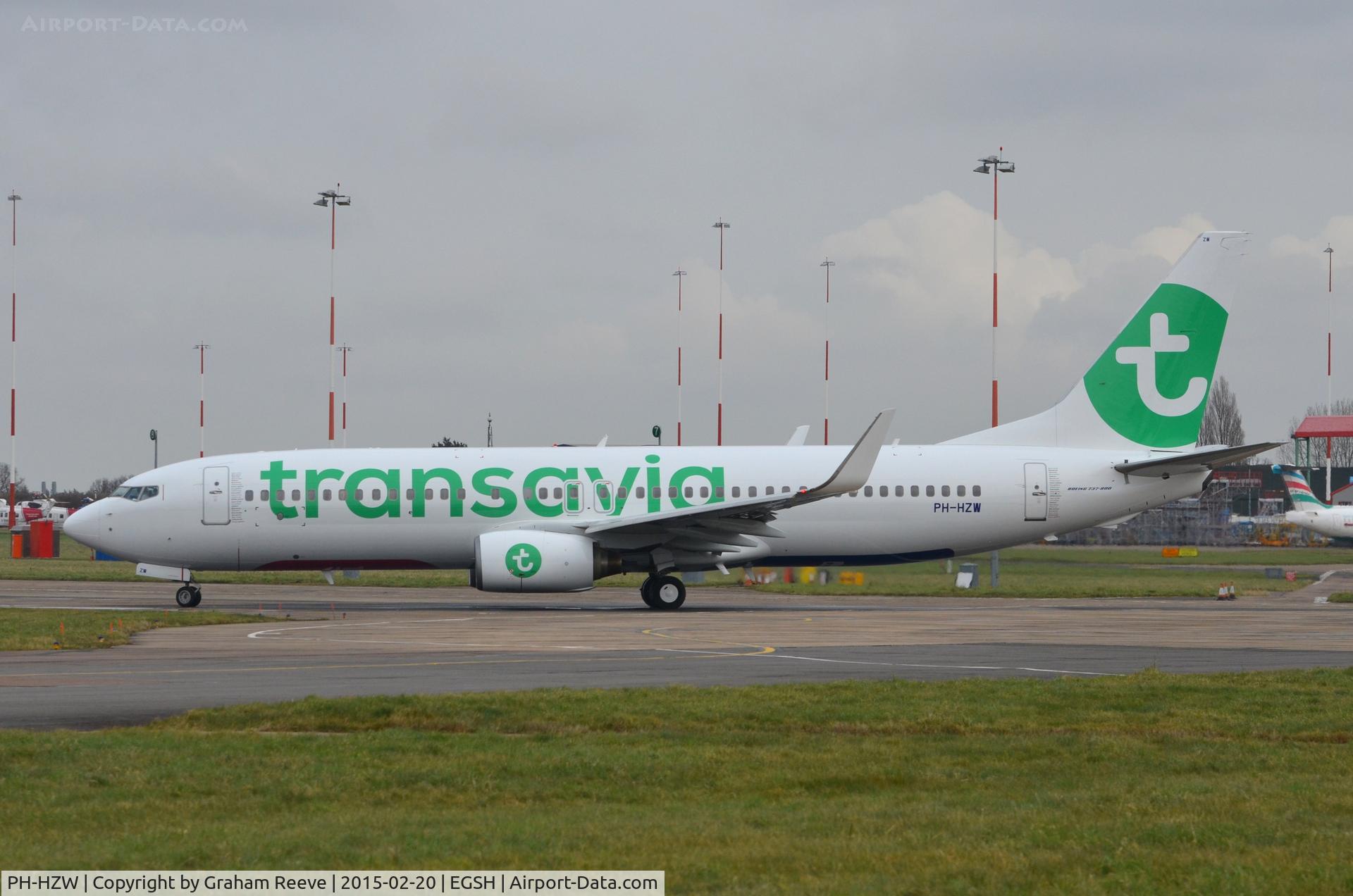 PH-HZW, 2002 Boeing 737-8K2 C/N 29345, About to depart from Norwich, freshly painted in Transavia's new livery.
