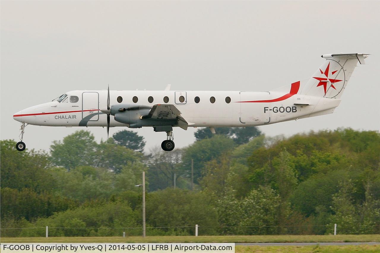 F-GOOB, 1991 Beech 1900C C/N UC-153, Beech 1900C, On final rwy 25L, Brest-Bretagne Airport (LFRB-BES)