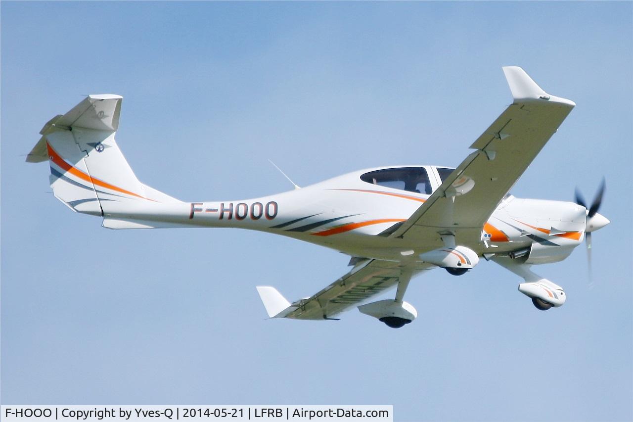 F-HOOO, 2013 Diamond DA-40 Diamond Star C/N D4.144, Diamond DA-40 Diamond Star, Training flight, Brest-Bretagne Airport (LFRB-BES)