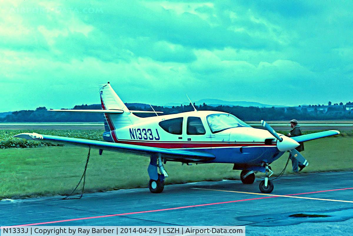 N1333J, 1976 Rockwell International 112B Commander C/N 515, Rockwell Commander 112B [515] Zurich~HB 10/09/1981. From a slide.