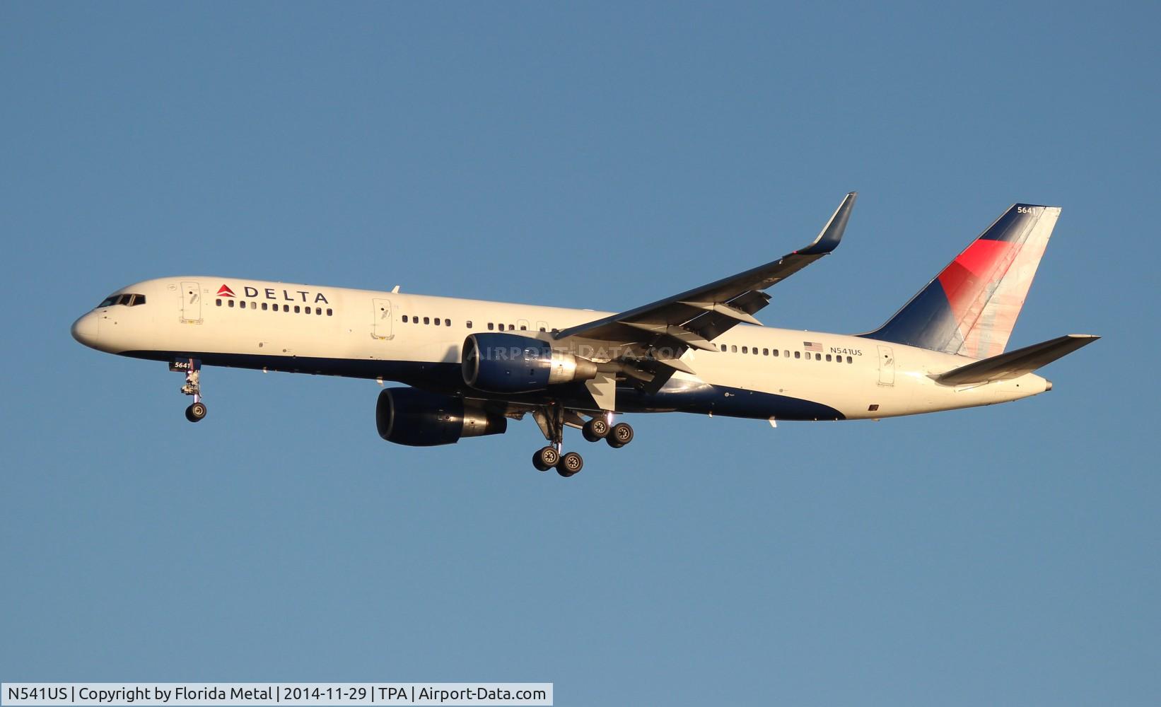 N541US, 1996 Boeing 757-251 C/N 26488, Delta