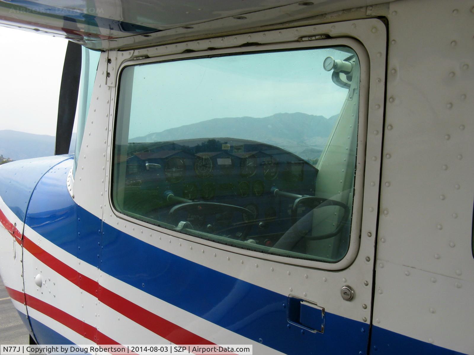 N77J, Cessna 140 C/N 11489, Cessna 140, left cockpit door