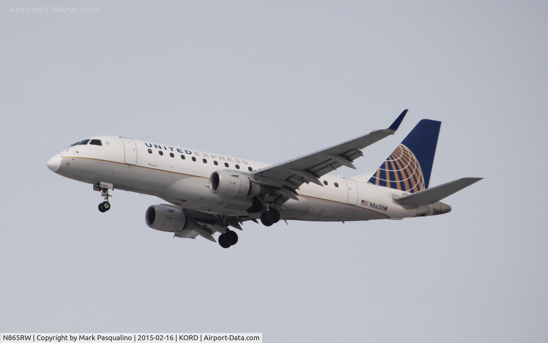 N865RW, 2006 Embraer 170SE (ERJ-170-100SE) C/N 17000122, ERJ 170-100 SE