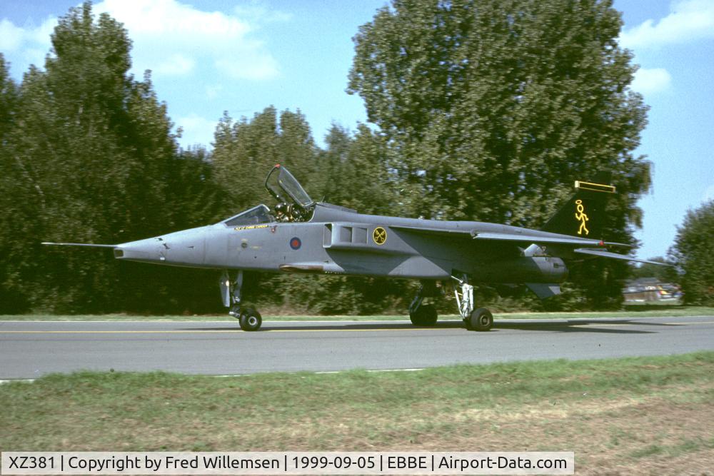 XZ381, 1977 Sepecat Jaguar GR.3 C/N S.146, 16SQ