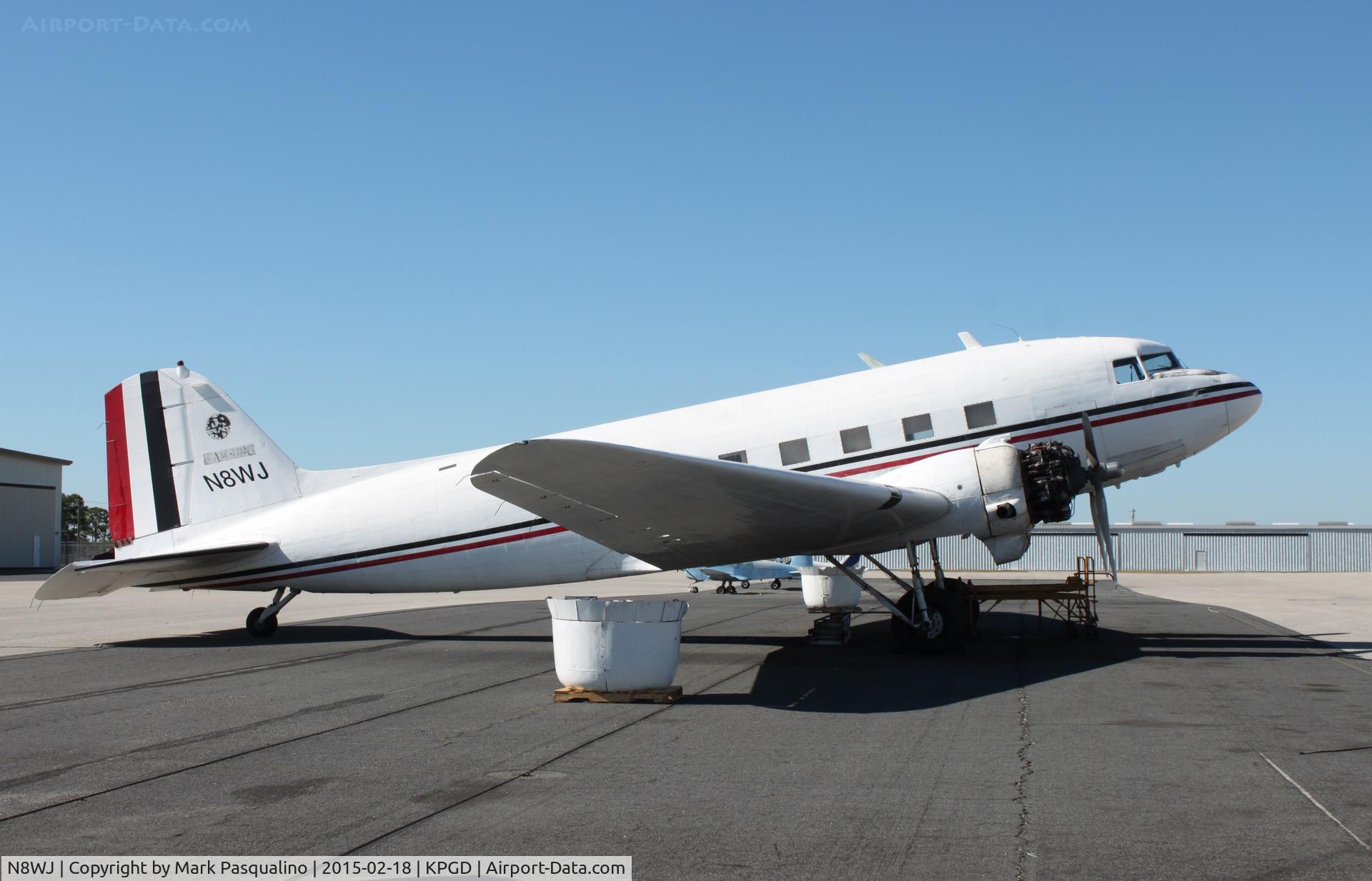 N8WJ, 1942 Douglas C-47 C/N 9700, Douglas C-47