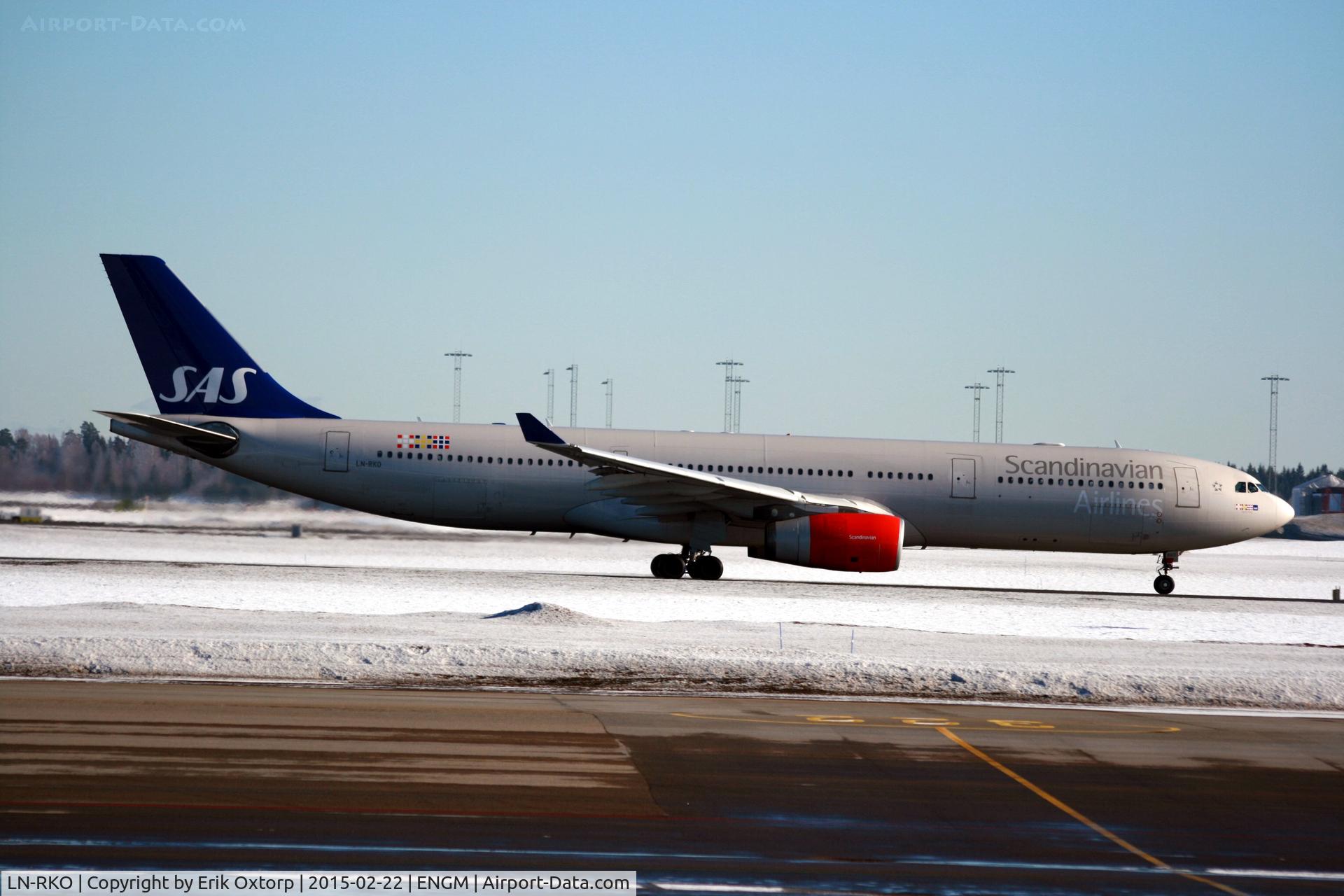 LN-RKO, 2003 Airbus A330-343X C/N 515, LN-RKO in OSL