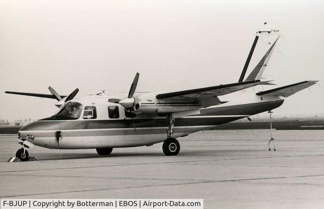 F-BJUP, Aero Commander 680F Commander C/N 1064-61, Ostend airport 1968.