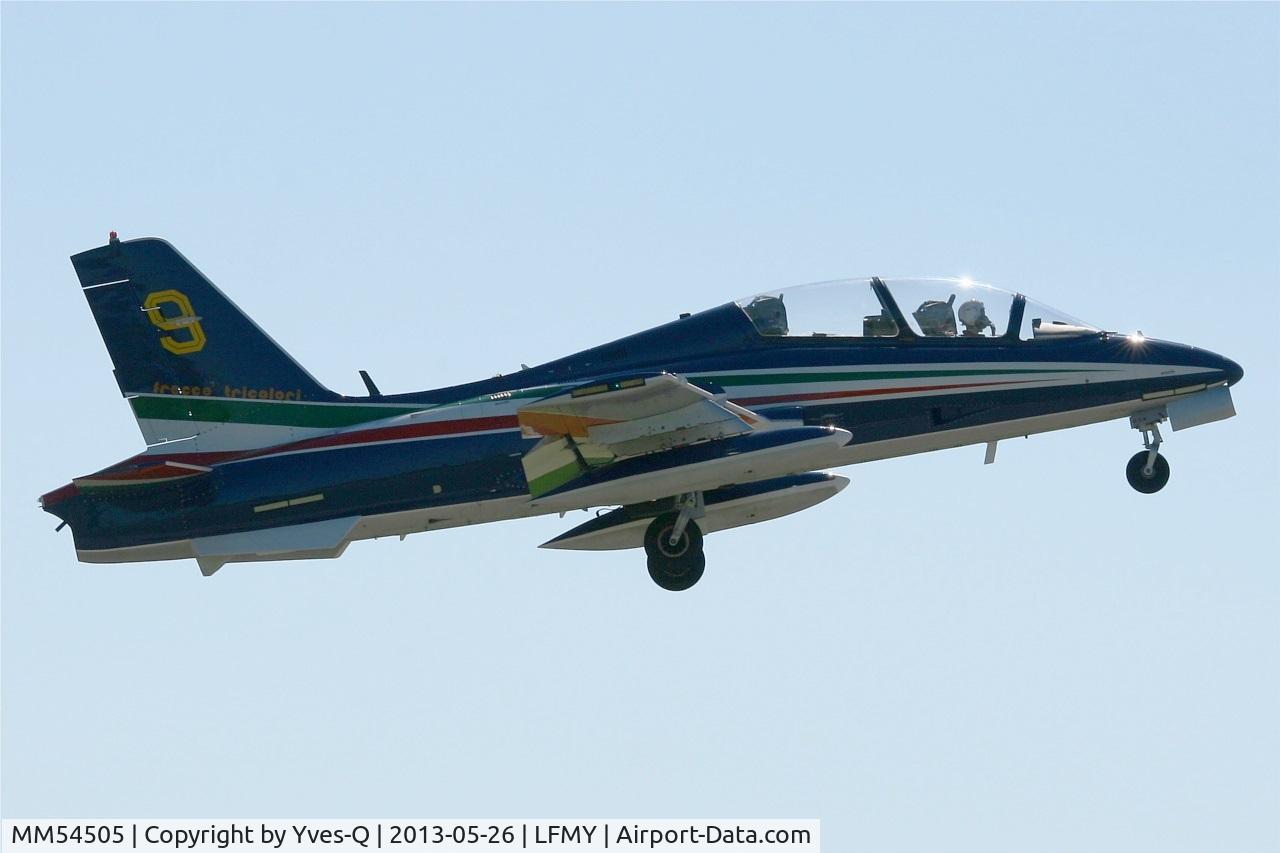MM54505, Aermacchi MB-339A C/N 6716/111/AA053, Italian Air Force Aermacchi MB-339PAN, Frecce Tricolori Aerobatic Team, Salon De Provence Air Base 701 (LFMY) Open day 2013