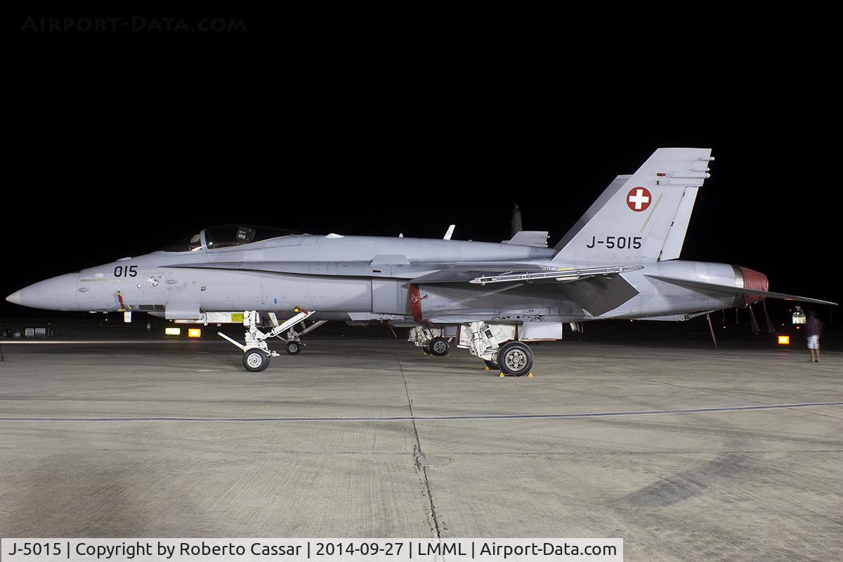 J-5015, McDonnell Douglas F/A-18C Hornet C/N 1361/SFC015, Park 4