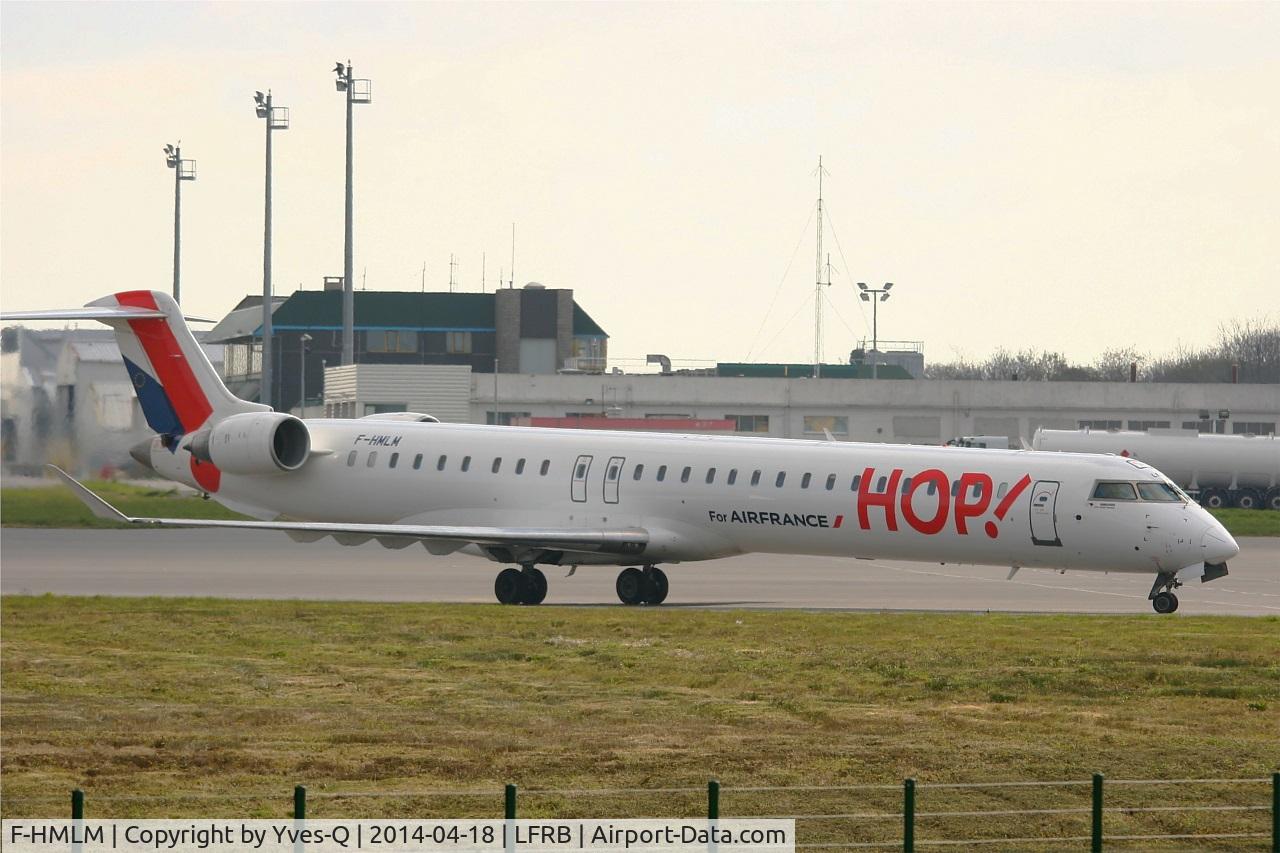 F-HMLM, 2012 Bombardier CRJ-1000EL NG (CL-600-2E25) C/N 19023, Canadair Regional Jet CRJ-1000, Taxiing  to parking area, Brest-Bretagne Airport (LFRB-BES)