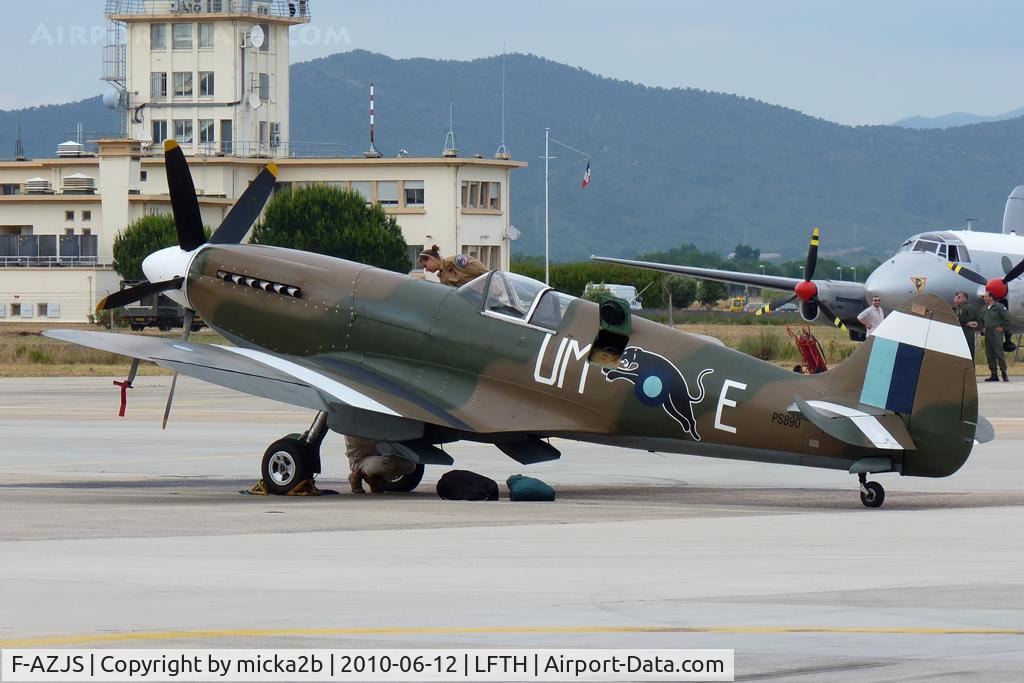 F-AZJS, 1944 Supermarine 389 Spitfire PR.XIX C/N 6S/585110, Parked