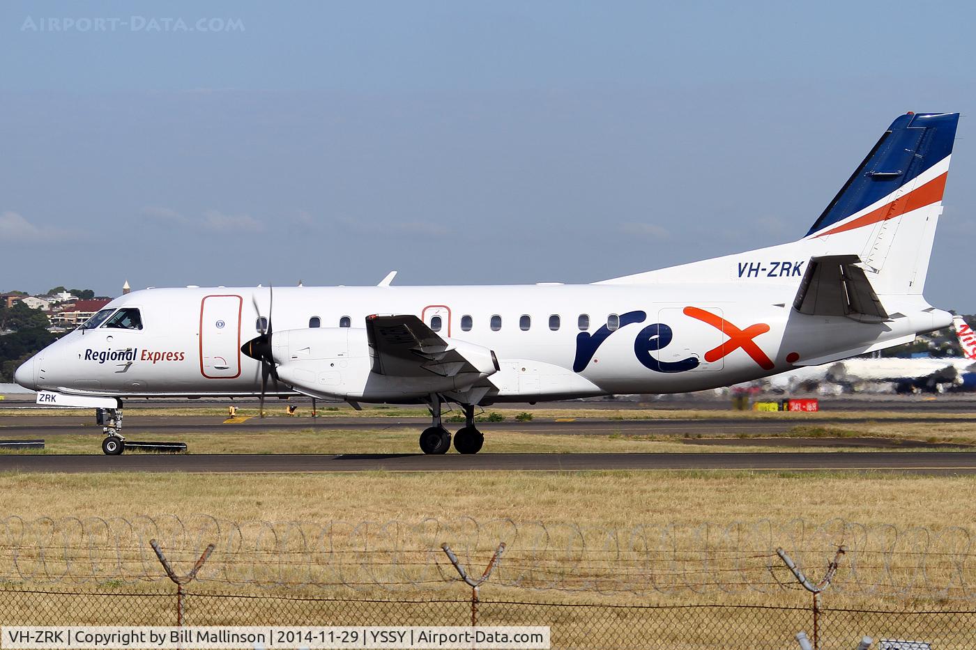 VH-ZRK, 1996 Saab 340B C/N 340B-397, taxiing to 34R