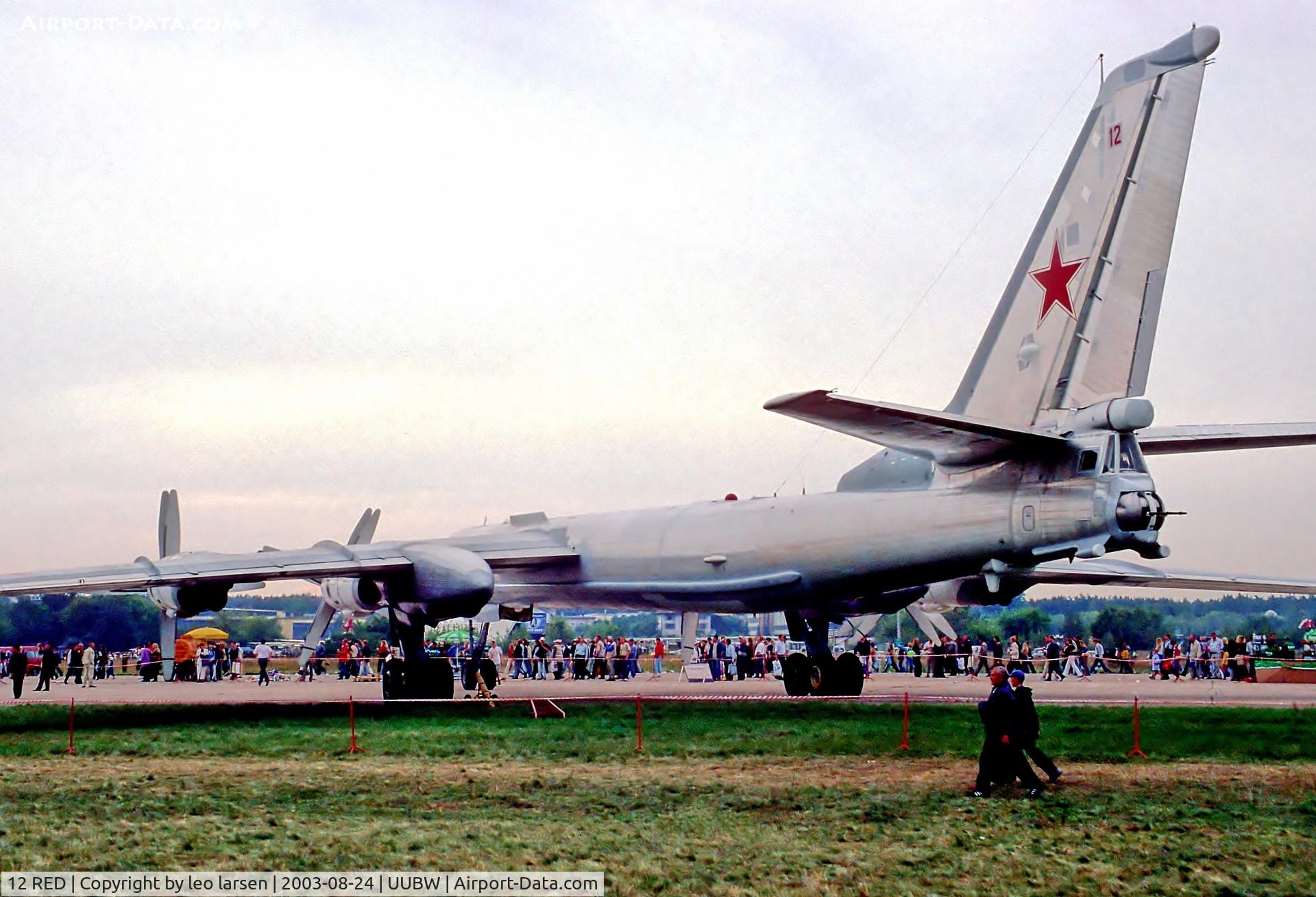 12 RED, Tupolev Tu-95MS-6 C/N 10317, Zhukovsky Moscow 24.8.03