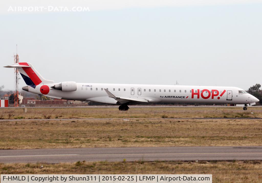 F-HMLD, 2010 Bombardier CRJ-1000EL NG (CL-600-2E25) C/N 19007, Taxiing holding point rwy 31 for departure...