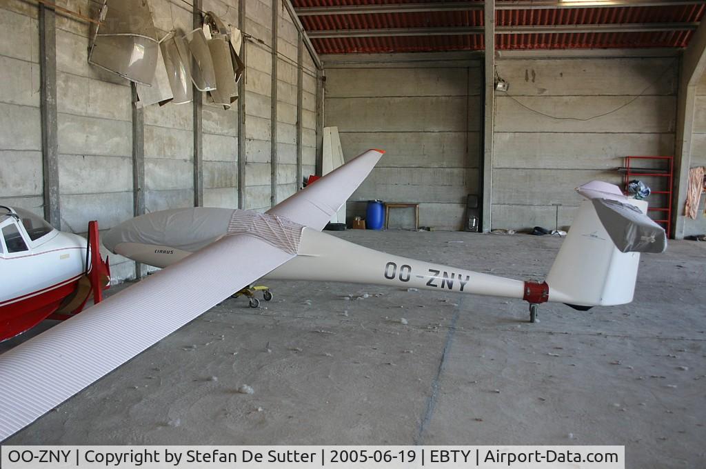 OO-ZNY, 1974 Schempp-Hirth CS 11 C/N 425G, @ EBTY