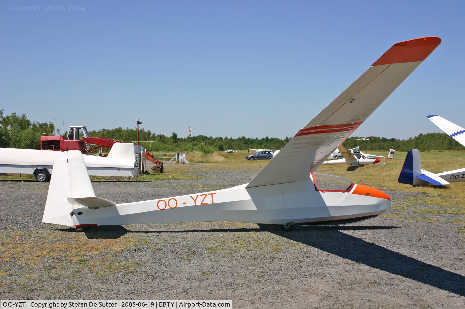 OO-YZT, 1962 Schleicher Ka-8B C/N 8001, @ EBTY