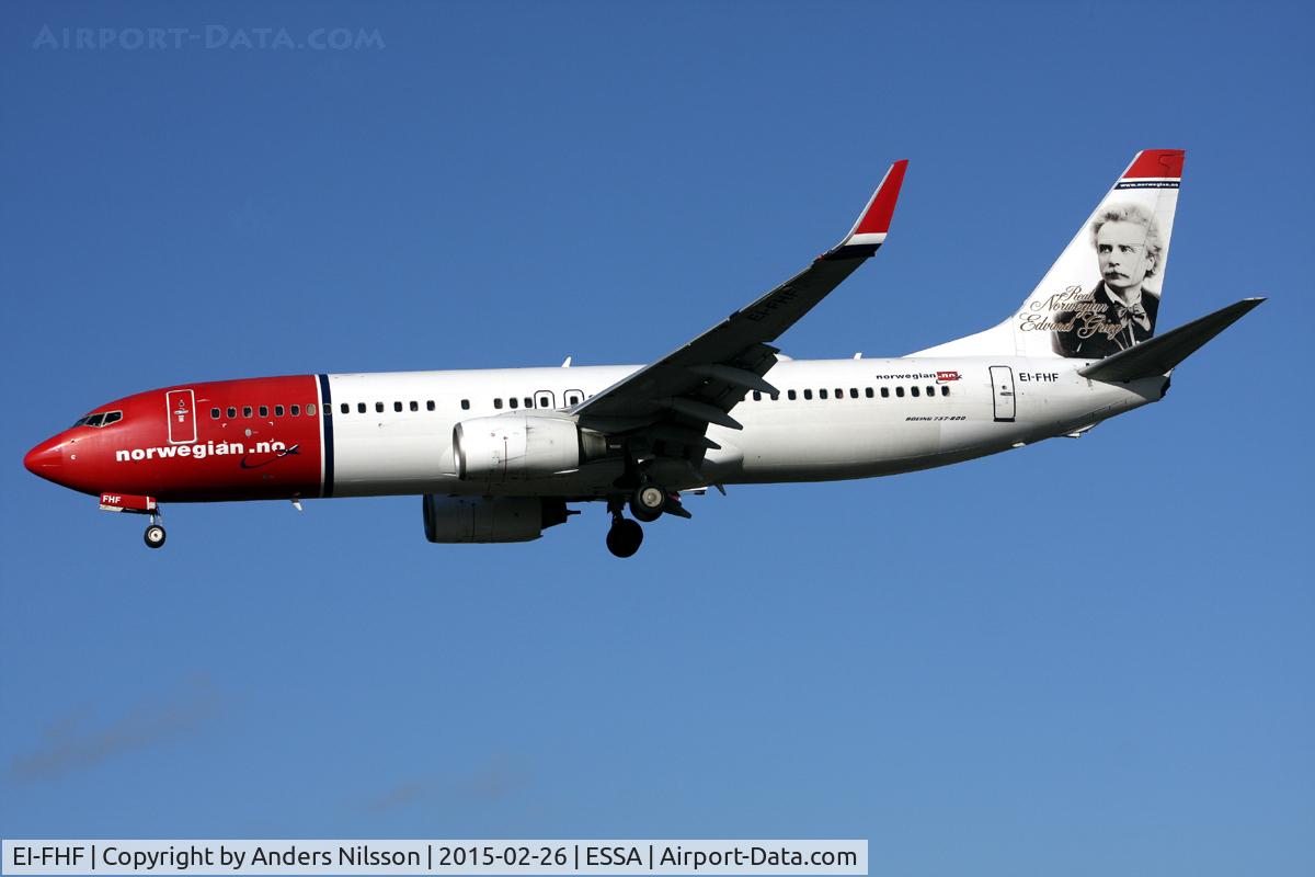 EI-FHF, 2008 Boeing 737-8FZ C/N 34954, On short final runway 26.