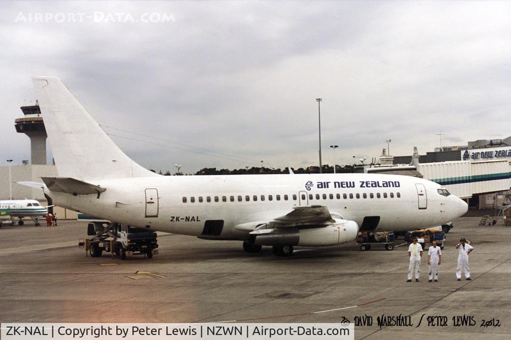 ZK-NAL, 1975 Boeing 737-2M6 C/N 21138, Air New Zealand Ltd., Auckland. 1992