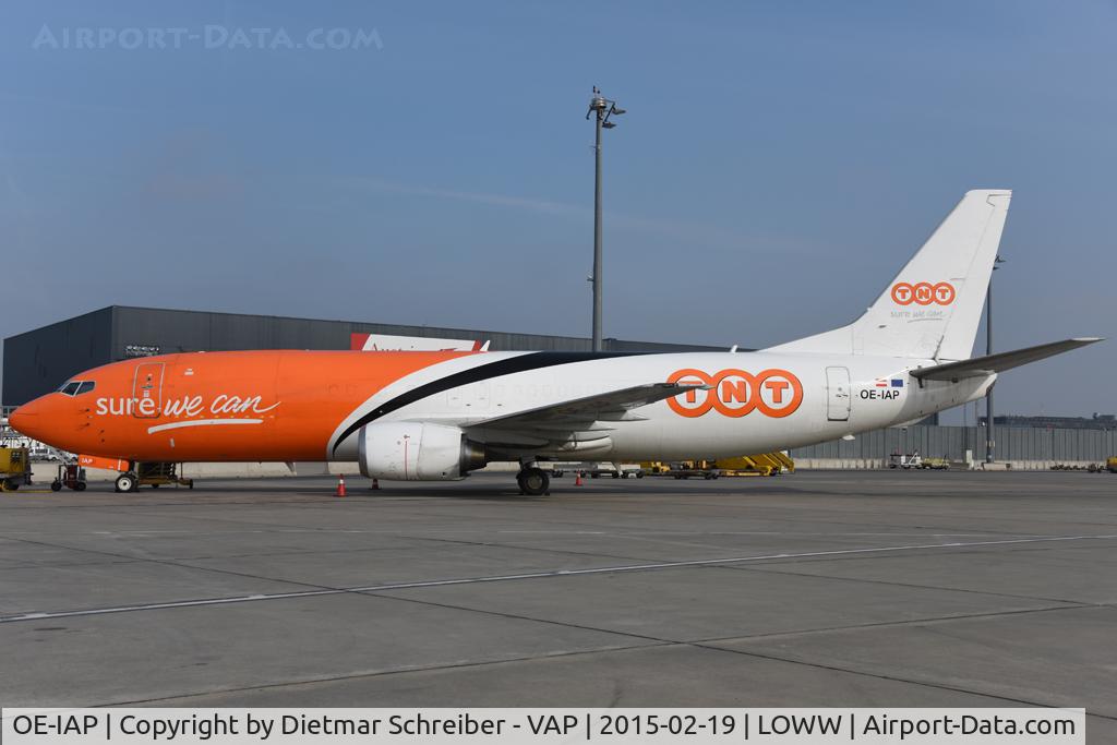 OE-IAP, 1998 Boeing 737-4M0 C/N 29206, TNT Boeing 737-400