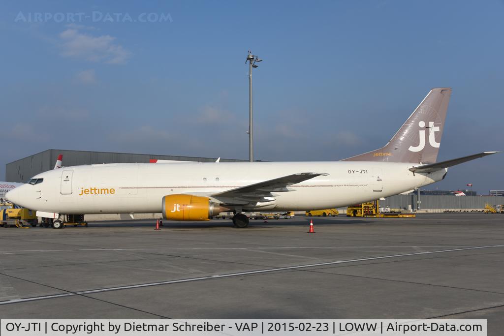 OY-JTI, 1991 Boeing 737-448 C/N 25052, Jettime Boeing 737-400