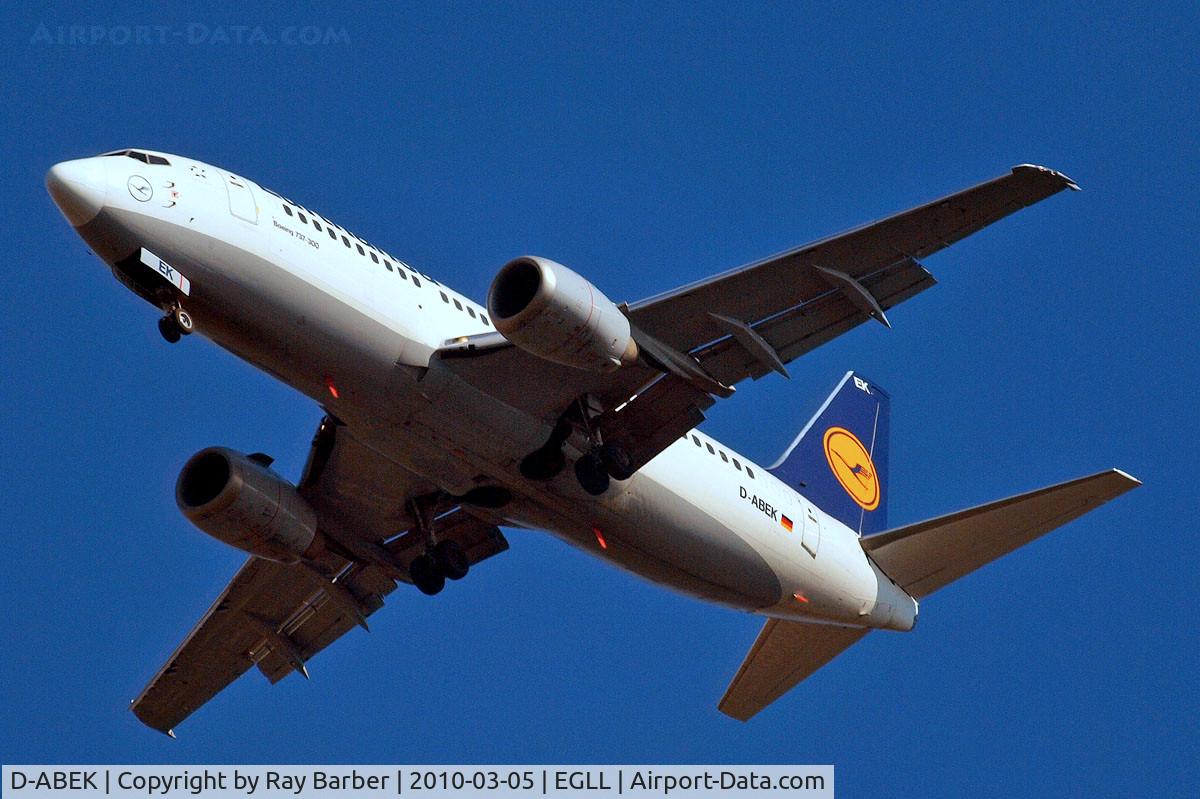 D-ABEK, 1991 Boeing 737-330 C/N 25414, Boeing 737-330 [25414] (Lufthansa) Home~G 05/03/2010. On approach 27R.