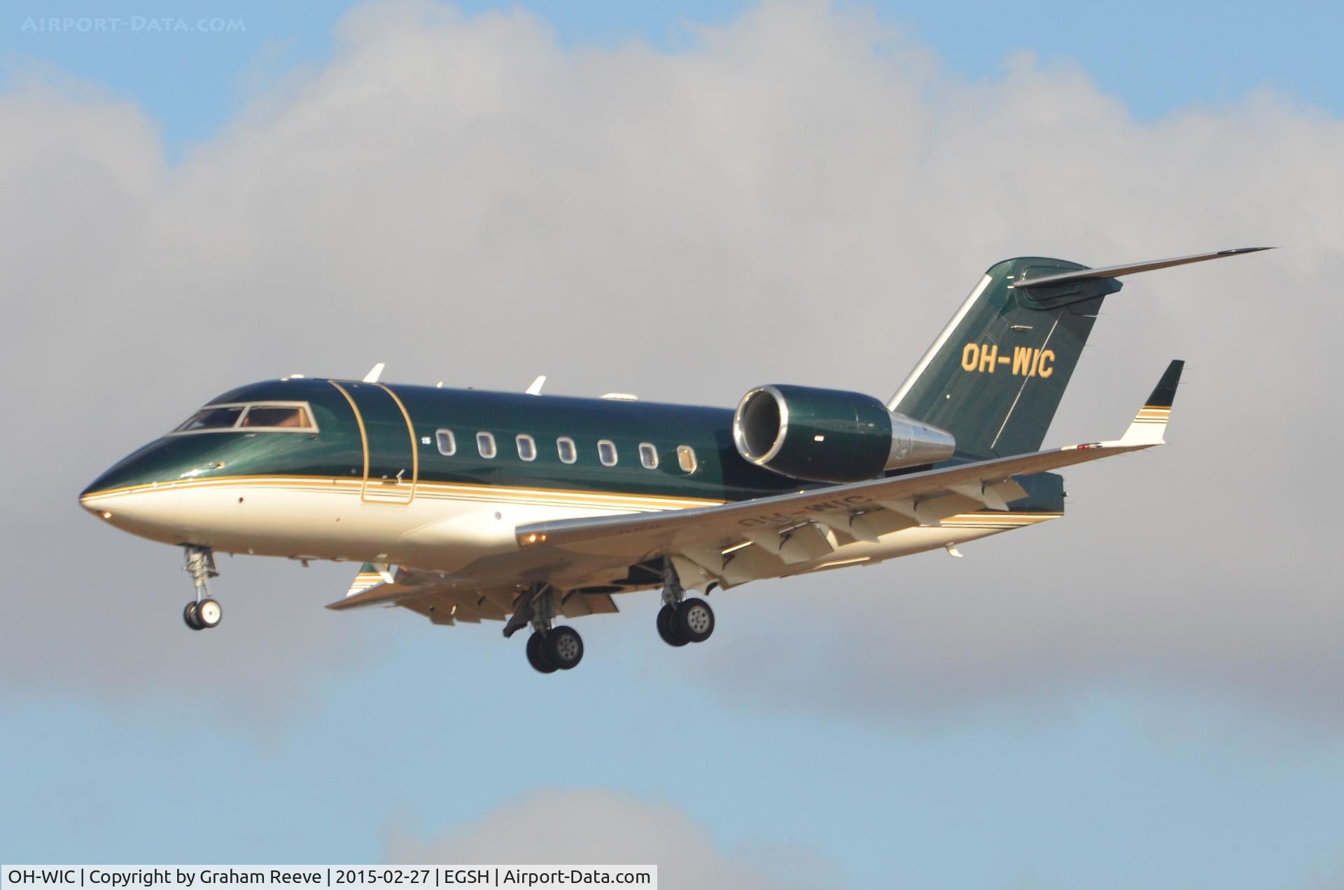 OH-WIC, 2000 Bombardier Challenger 604 (CL-600-2B16) C/N 5452, About to land at Norwich.