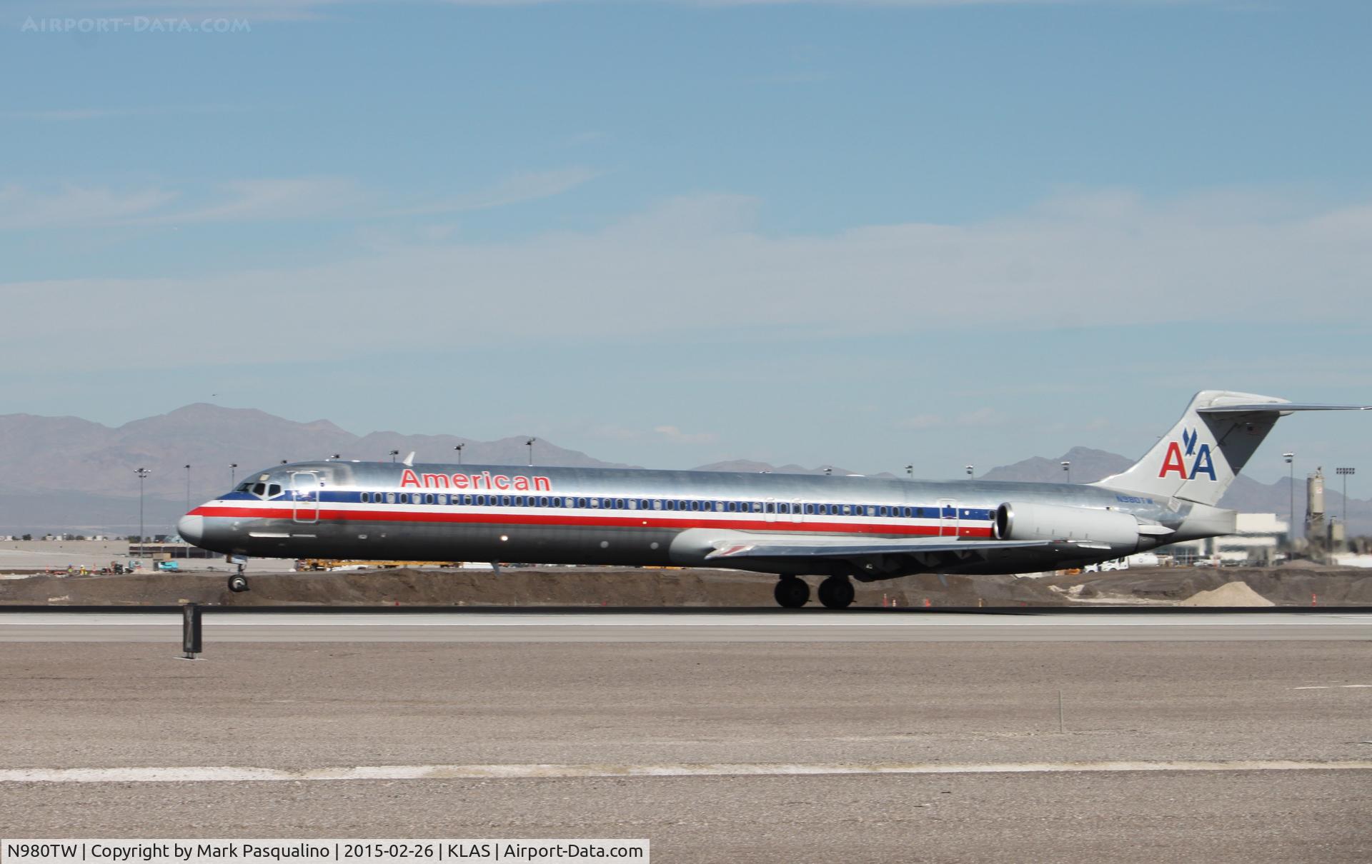N980TW, 1999 McDonnell Douglas MD-83 (DC-9-83) C/N 53630, MD-83