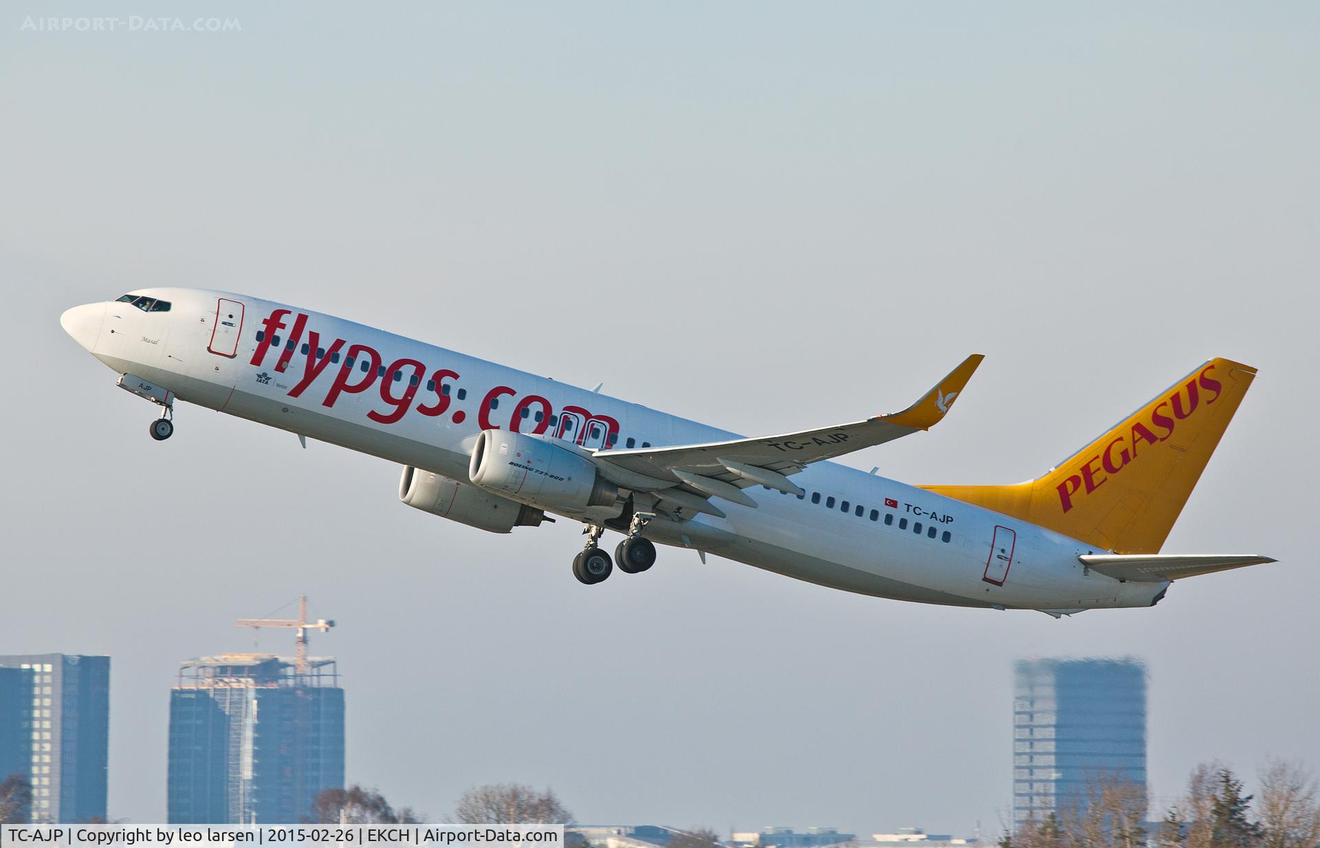 TC-AJP, 2011 Boeing 737-82R C/N 32735, Copenhagen Kastrup 26.2.15