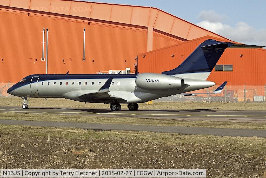 N13JS, 2005 Bombardier BD-700-1A10 Global Express C/N 9185, Bombardier BD-700-1A10, c/n: 9185 at Luton