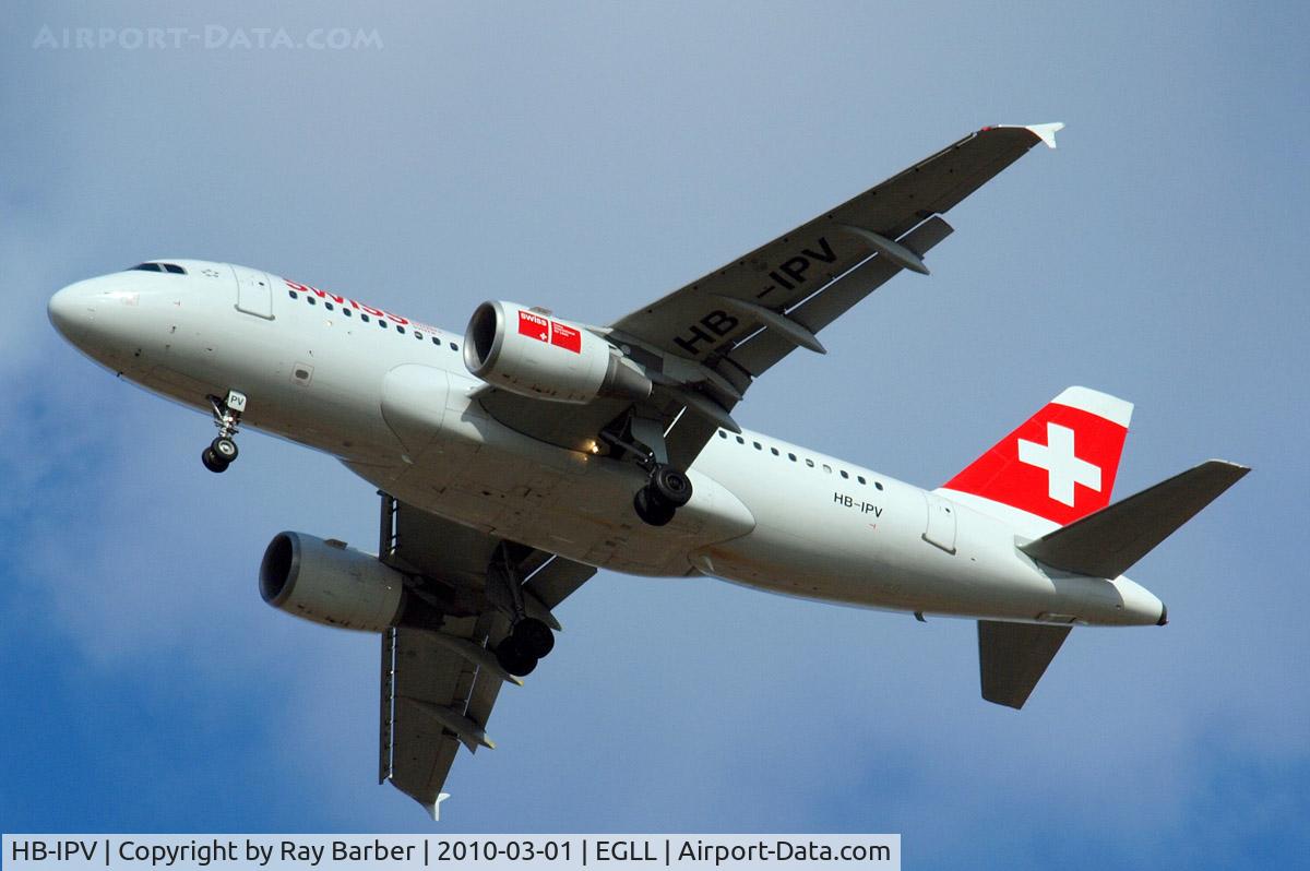 HB-IPV, 1996 Airbus A319-112 C/N 578, Airbus A319-112 [0578] (Swiss International Air Lines) Home~G 01/03/2010. On approach 27R.