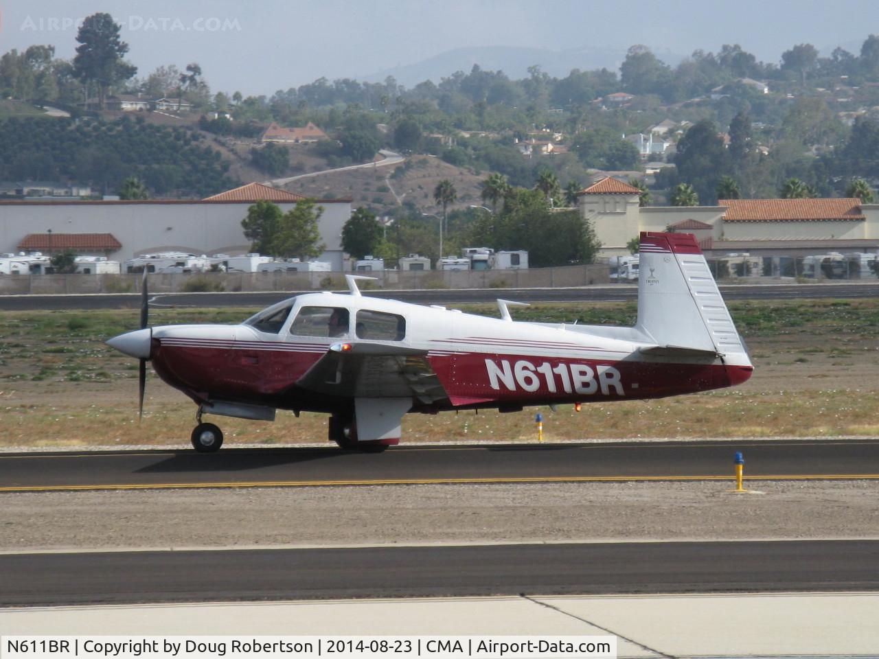 N611BR, 1969 Mooney M20C Ranger C/N 700033, 1969 Mooney M20C RANGER, Lycoming O&VO-360 180 Hp, taxi
