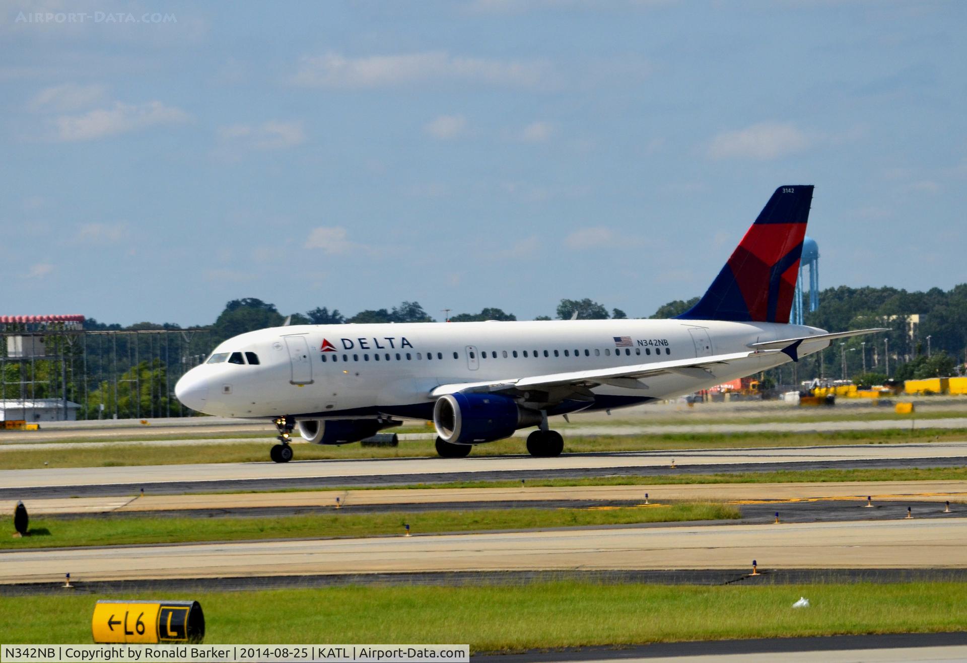 N342NB, 2002 Airbus A319-114 C/N 1746, Takeoff Atlanta