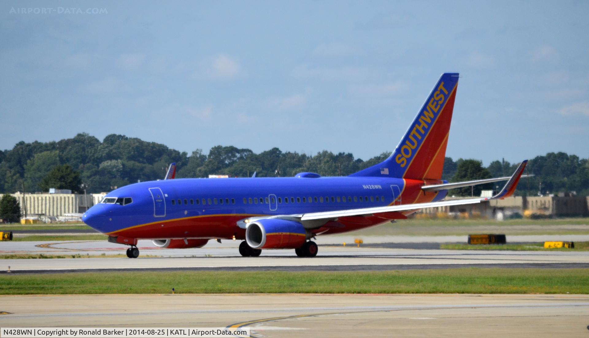 N428WN, 2002 Boeing 737-7H4 C/N 29844, Takeoff roll Atlanta