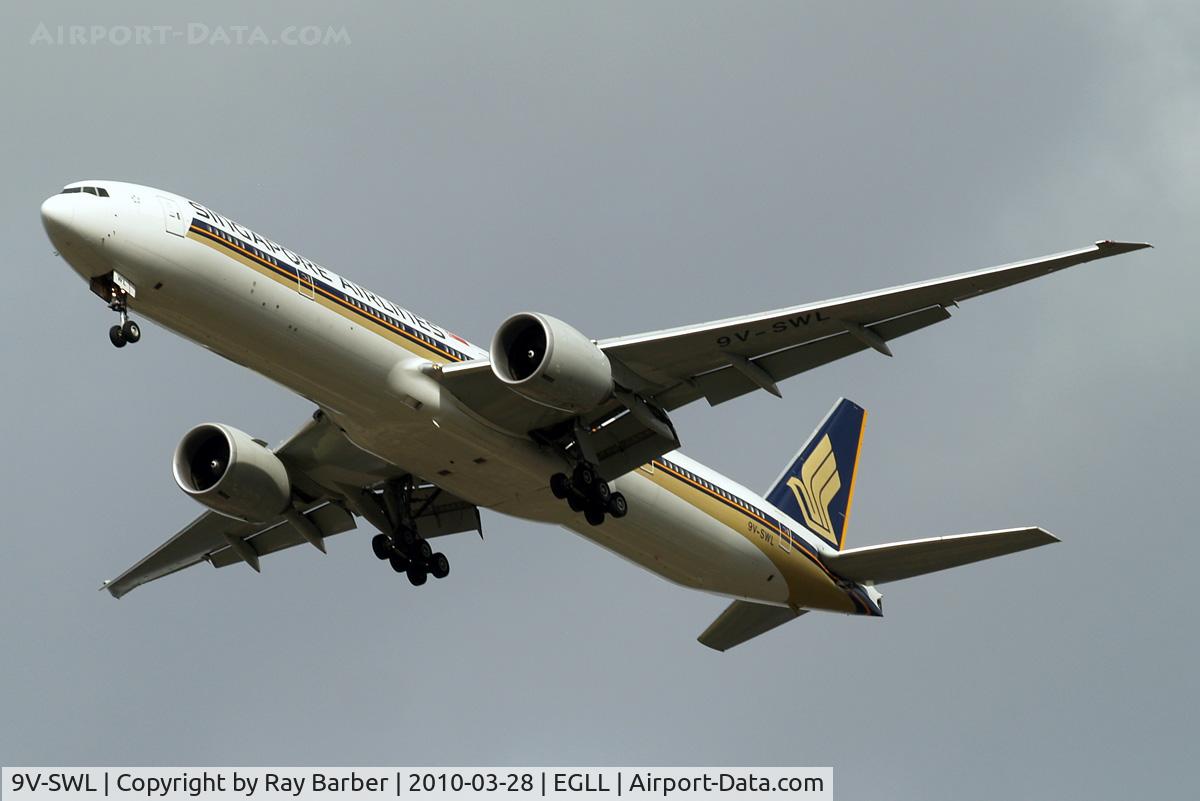 9V-SWL, 2007 Boeing 777-312/ER C/N 34577, Boeing 777-312ER [34577] (Singapore Airlines) Home~G 28/03/2010. On approach 27R.