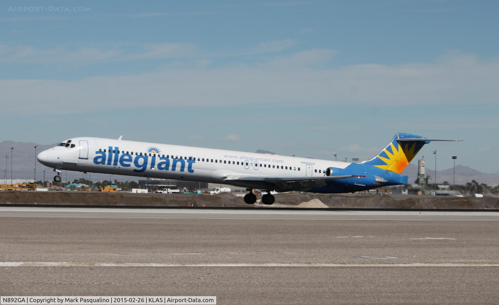 N892GA, 1989 McDonnell Douglas MD-83 (DC-9-83) C/N 49826, MD-83