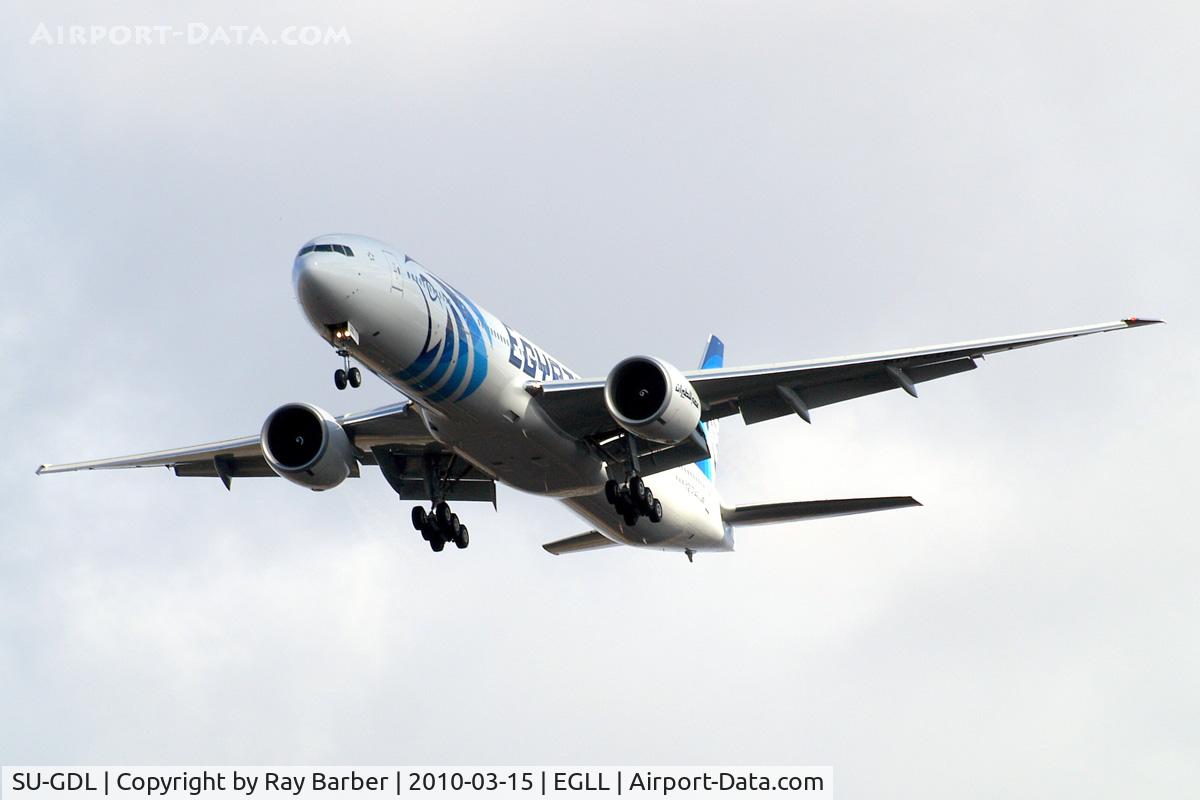 SU-GDL, 2010 Boeing 777-36N/ER C/N 38284, Boeing 777-36NER [38284] (Egypt Air) Home~G 15/03/2010. On approach 27R.
