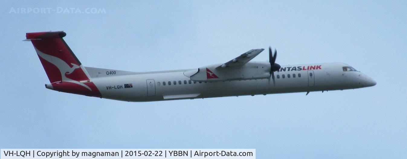VH-LQH, 2013 De Havilland Canada DHC-8-402 Dash 8 C/N 4431, on take off at BNE