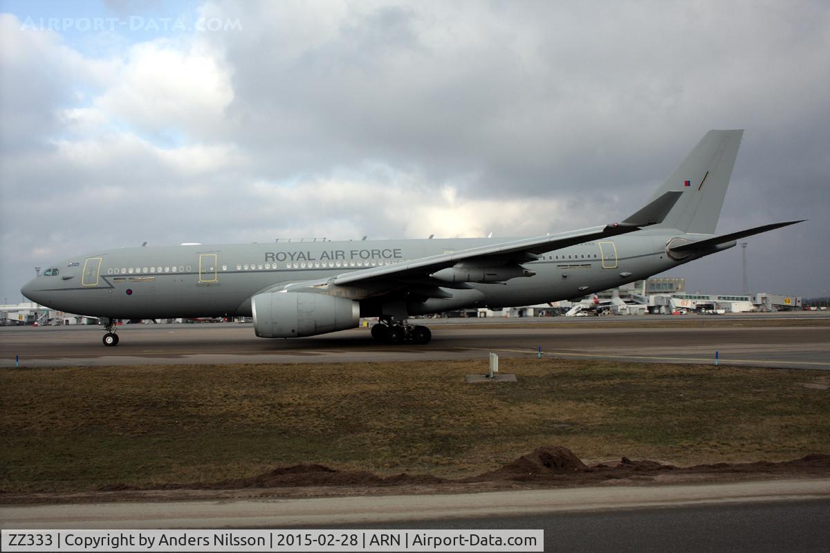 ZZ333, 2012 Airbus KC3 Voyager (A330-243MRTT) C/N 1312, Taxiing for departure.