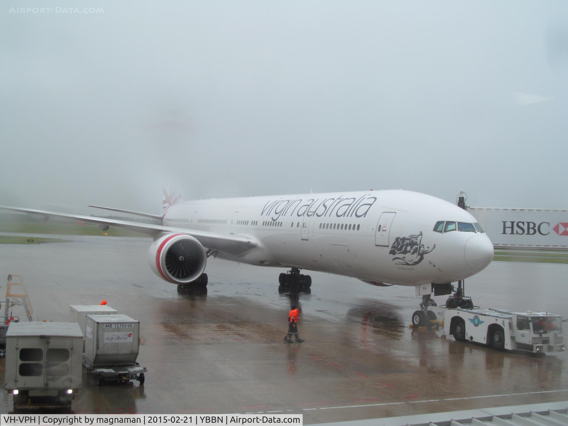 VH-VPH, 2010 Boeing 777-3ZG/ER C/N 37943, a bit of a wet day!!!