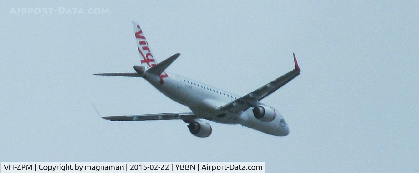 VH-ZPM, 2009 Embraer 190AR (ERJ-190-100IGW) C/N 19000262, climbing out from BNE
