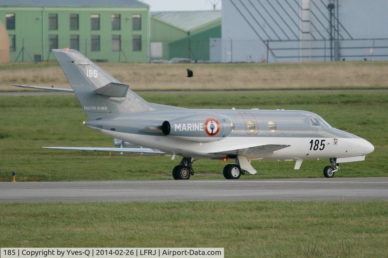 185, Dassault Falcon 10MER C/N 185, Dassault Falcon 10 MER, Taxiing after landing Rwy 26, Landivisiau Naval Air Base (LFRJ)