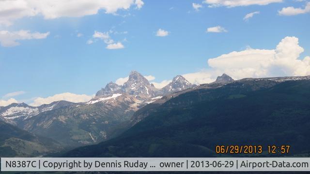 N8387C, 1976 Piper PA-28-140 Cherokee C/N 28-7625110, The Idaho side of the Grand Tetons from the pattern at Driggs.... July 2013