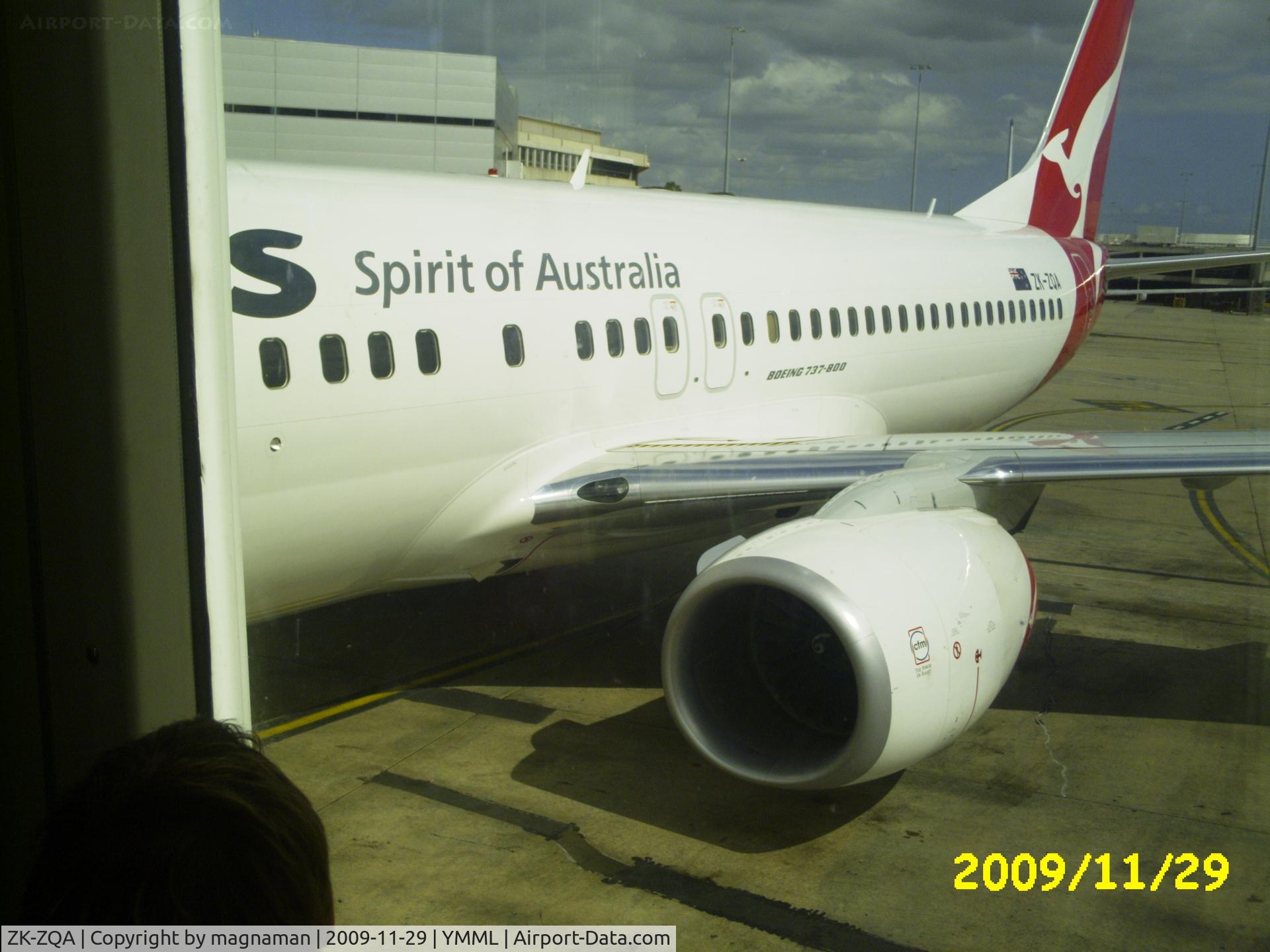 ZK-ZQA, 2009 Boeing 737-838 C/N 34200, About to board for final leg to NZ